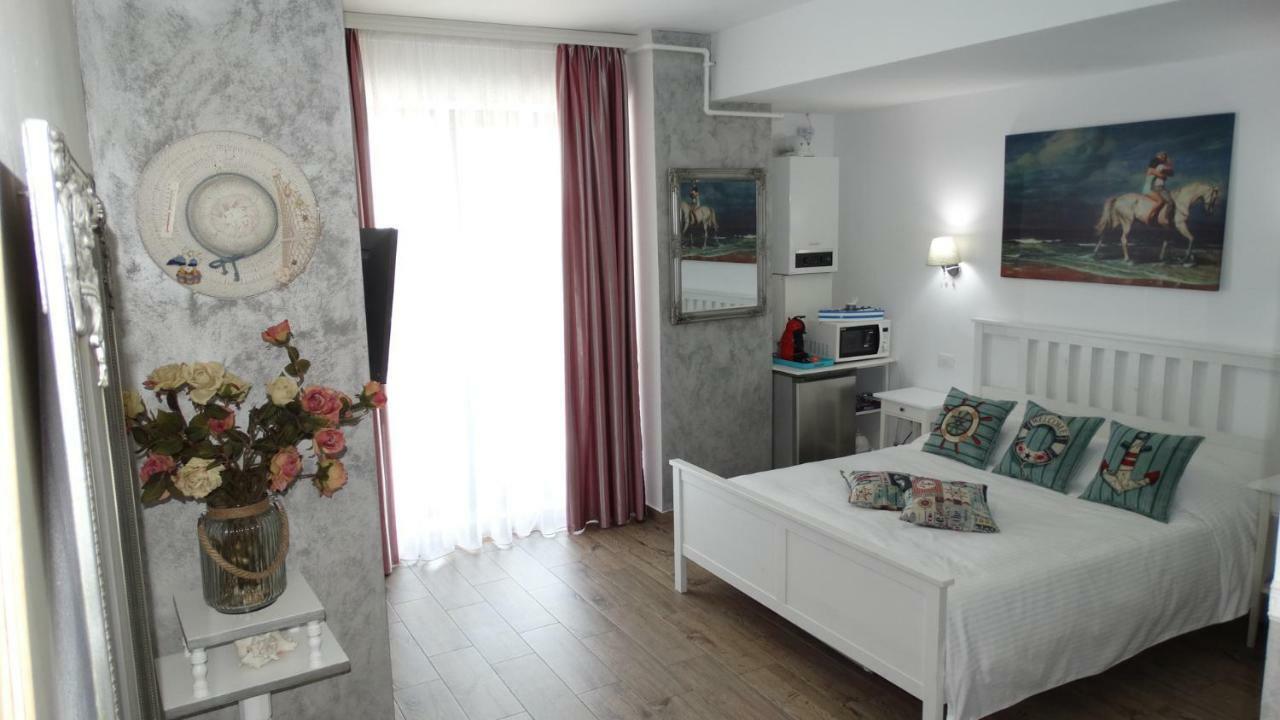 Bluemarina Apartamente Mamaia Exterior foto